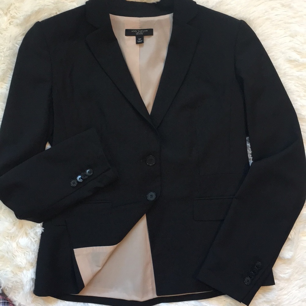 ANN TAYLOR PETITE TAILORED BLACK BLAZER LINED - Picture 2 of 7